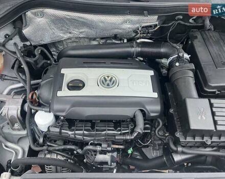Сірий Фольксваген Тігуан, об'ємом двигуна 2 л та пробігом 255 тис. км за 9600 $, фото 18 на Automoto.ua