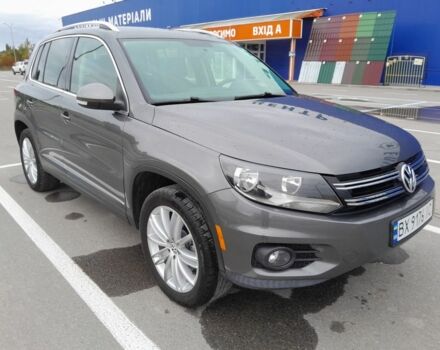 Сірий Фольксваген Тігуан, об'ємом двигуна 2 л та пробігом 204 тис. км за 11500 $, фото 2 на Automoto.ua