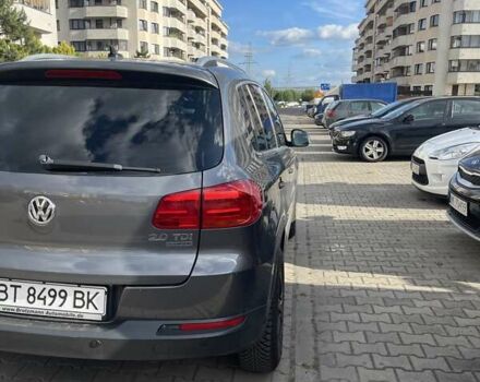 Серый Фольксваген Тигуан, объемом двигателя 1.97 л и пробегом 247 тыс. км за 14500 $, фото 58 на Automoto.ua