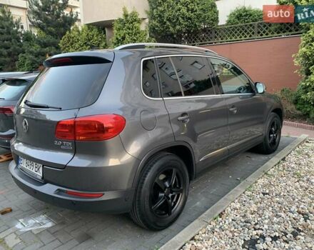 Серый Фольксваген Тигуан, объемом двигателя 1.97 л и пробегом 247 тыс. км за 14500 $, фото 26 на Automoto.ua