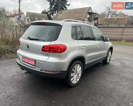 Сірий Фольксваген Тігуан, об'ємом двигуна 2 л та пробігом 116 тис. км за 10777 $, фото 4 на Automoto.ua