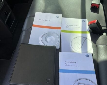 Серый Фольксваген Тигуан, объемом двигателя 2 л и пробегом 182 тыс. км за 13000 $, фото 17 на Automoto.ua