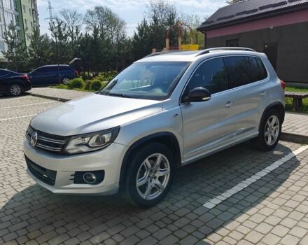 Серый Фольксваген Тигуан, объемом двигателя 2 л и пробегом 104 тыс. км за 11990 $, фото 2 на Automoto.ua