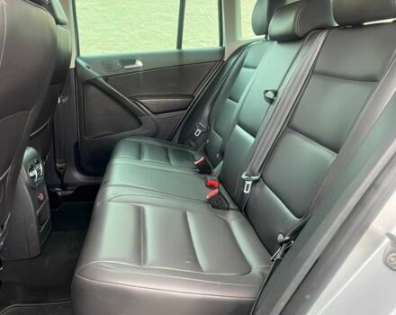 Сірий Фольксваген Тігуан, об'ємом двигуна 2 л та пробігом 88 тис. км за 7200 $, фото 10 на Automoto.ua