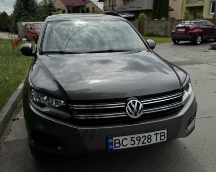 Сірий Фольксваген Тігуан, об'ємом двигуна 1.98 л та пробігом 199 тис. км за 10500 $, фото 12 на Automoto.ua