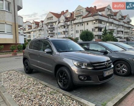Серый Фольксваген Тигуан, объемом двигателя 1.97 л и пробегом 247 тыс. км за 14500 $, фото 20 на Automoto.ua