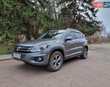 Серый Фольксваген Тигуан, объемом двигателя 1.98 л и пробегом 175 тыс. км за 13500 $, фото 2 на Automoto.ua