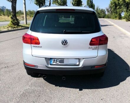 Серый Фольксваген Тигуан, объемом двигателя 2 л и пробегом 117 тыс. км за 12100 $, фото 7 на Automoto.ua