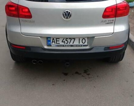 Сірий Фольксваген Тігуан, об'ємом двигуна 2 л та пробігом 165 тис. км за 12200 $, фото 9 на Automoto.ua