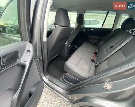 Серый Фольксваген Тигуан, объемом двигателя 1.98 л и пробегом 309 тыс. км за 9300 $, фото 19 на Automoto.ua