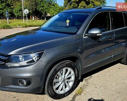 Серый Фольксваген Тигуан, объемом двигателя 1.98 л и пробегом 130 тыс. км за 14400 $, фото 1 на Automoto.ua