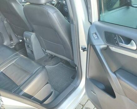 Серый Фольксваген Тигуан, объемом двигателя 1.98 л и пробегом 224 тыс. км за 11400 $, фото 15 на Automoto.ua