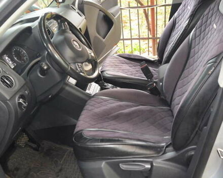 Серый Фольксваген Тигуан, объемом двигателя 1.98 л и пробегом 308 тыс. км за 10800 $, фото 10 на Automoto.ua