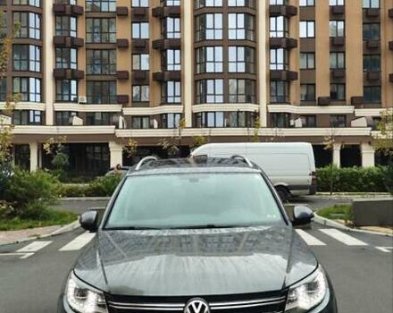 Серый Фольксваген Тигуан, объемом двигателя 1.98 л и пробегом 202 тыс. км за 13300 $, фото 6 на Automoto.ua