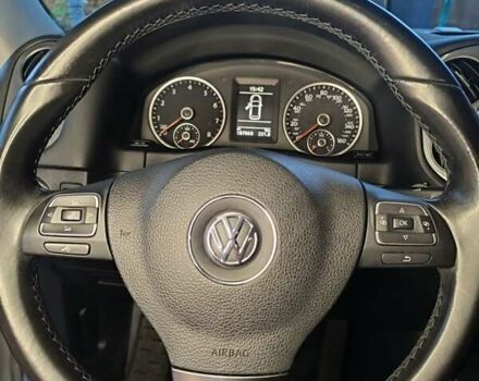 Серый Фольксваген Тигуан, объемом двигателя 1.98 л и пробегом 187 тыс. км за 12500 $, фото 12 на Automoto.ua