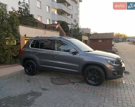 Серый Фольксваген Тигуан, объемом двигателя 1.97 л и пробегом 247 тыс. км за 14500 $, фото 45 на Automoto.ua