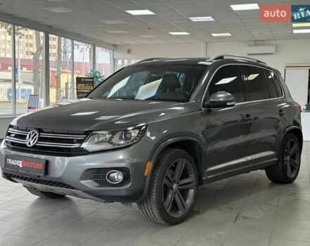 Серый Фольксваген Тигуан, объемом двигателя 2 л и пробегом 156 тыс. км за 12790 $, фото 1 на Automoto.ua