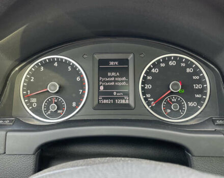 Сірий Фольксваген Тігуан, об'ємом двигуна 2 л та пробігом 180 тис. км за 10699 $, фото 16 на Automoto.ua