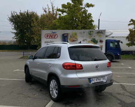 Серый Фольксваген Тигуан, объемом двигателя 1.98 л и пробегом 294 тыс. км за 11500 $, фото 4 на Automoto.ua