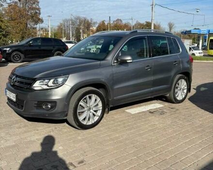 Серый Фольксваген Тигуан, объемом двигателя 1.97 л и пробегом 233 тыс. км за 16800 $, фото 5 на Automoto.ua