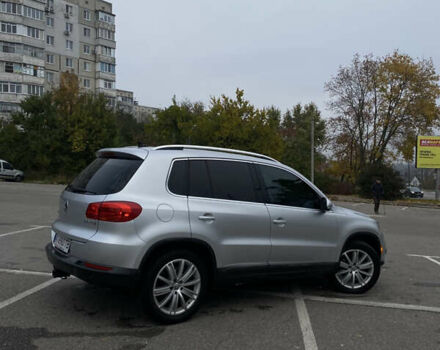 Серый Фольксваген Тигуан, объемом двигателя 1.98 л и пробегом 294 тыс. км за 11500 $, фото 7 на Automoto.ua