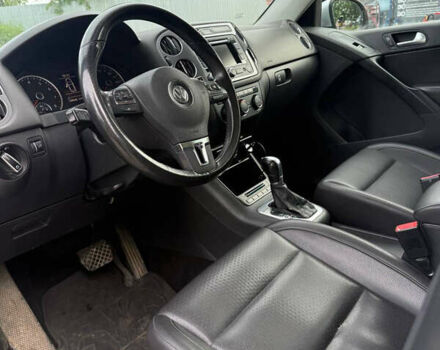 Серый Фольксваген Тигуан, объемом двигателя 1.98 л и пробегом 260 тыс. км за 10300 $, фото 20 на Automoto.ua