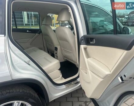 Сірий Фольксваген Тігуан, об'ємом двигуна 1.98 л та пробігом 165 тис. км за 9999 $, фото 8 на Automoto.ua