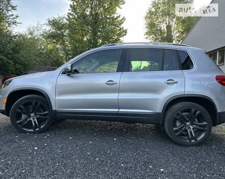 Серый Фольксваген Тигуан, объемом двигателя 2 л и пробегом 222 тыс. км за 12900 $, фото 8 на Automoto.ua