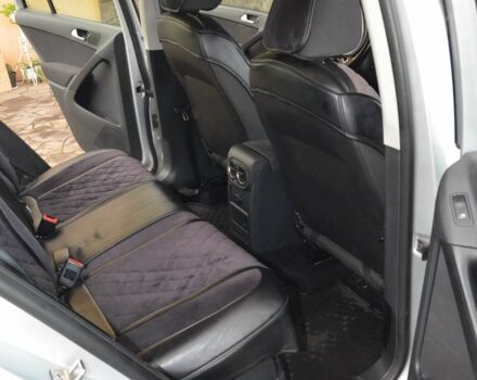 Серый Фольксваген Тигуан, объемом двигателя 2 л и пробегом 308 тыс. км за 10800 $, фото 14 на Automoto.ua