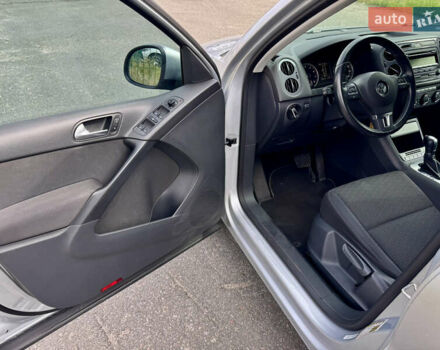 Серый Фольксваген Тигуан, объемом двигателя 1.98 л и пробегом 203 тыс. км за 10600 $, фото 14 на Automoto.ua