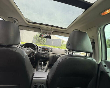 Серый Фольксваген Тигуан, объемом двигателя 1.98 л и пробегом 260 тыс. км за 10300 $, фото 4 на Automoto.ua