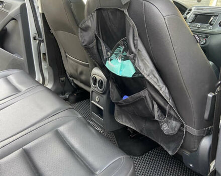 Серый Фольксваген Тигуан, объемом двигателя 1.98 л и пробегом 260 тыс. км за 9500 $, фото 15 на Automoto.ua