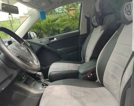 Сірий Фольксваген Тігуан, об'ємом двигуна 1.98 л та пробігом 267 тис. км за 13500 $, фото 9 на Automoto.ua