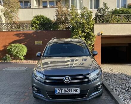 Серый Фольксваген Тигуан, объемом двигателя 1.97 л и пробегом 247 тыс. км за 14500 $, фото 62 на Automoto.ua