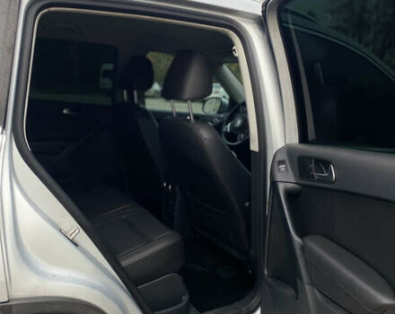 Серый Фольксваген Тигуан, объемом двигателя 1.98 л и пробегом 294 тыс. км за 11500 $, фото 21 на Automoto.ua