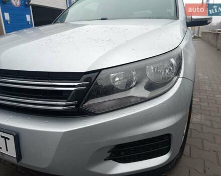 Серый Фольксваген Тигуан, объемом двигателя 1.98 л и пробегом 187 тыс. км за 12500 $, фото 2 на Automoto.ua