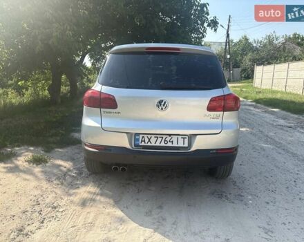 Серый Фольксваген Тигуан, объемом двигателя 1.98 л и пробегом 200 тыс. км за 14000 $, фото 6 на Automoto.ua