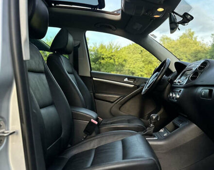 Серый Фольксваген Тигуан, объемом двигателя 2 л и пробегом 222 тыс. км за 12900 $, фото 25 на Automoto.ua