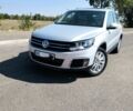 Серый Фольксваген Тигуан, объемом двигателя 2 л и пробегом 117 тыс. км за 12100 $, фото 1 на Automoto.ua