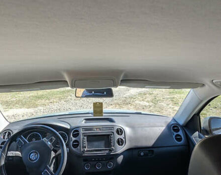 Серый Фольксваген Тигуан, объемом двигателя 1.98 л и пробегом 223 тыс. км за 11500 $, фото 6 на Automoto.ua