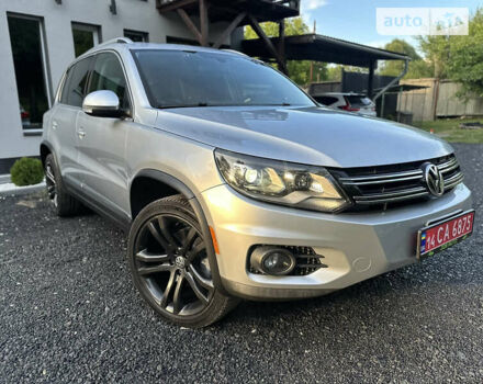 Серый Фольксваген Тигуан, объемом двигателя 2 л и пробегом 222 тыс. км за 12900 $, фото 1 на Automoto.ua