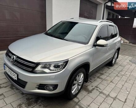 Серый Фольксваген Тигуан, объемом двигателя 1.99 л и пробегом 147 тыс. км за 15900 $, фото 3 на Automoto.ua