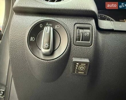 Серый Фольксваген Тигуан, объемом двигателя 2 л и пробегом 156 тыс. км за 12790 $, фото 17 на Automoto.ua