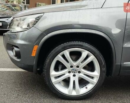 Серый Фольксваген Тигуан, объемом двигателя 1.98 л и пробегом 202 тыс. км за 13300 $, фото 15 на Automoto.ua
