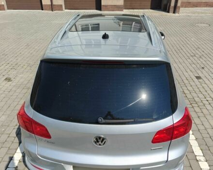 Серый Фольксваген Тигуан, объемом двигателя 2 л и пробегом 104 тыс. км за 11990 $, фото 5 на Automoto.ua