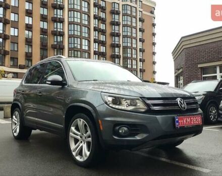 Серый Фольксваген Тигуан, объемом двигателя 1.98 л и пробегом 202 тыс. км за 13300 $, фото 2 на Automoto.ua