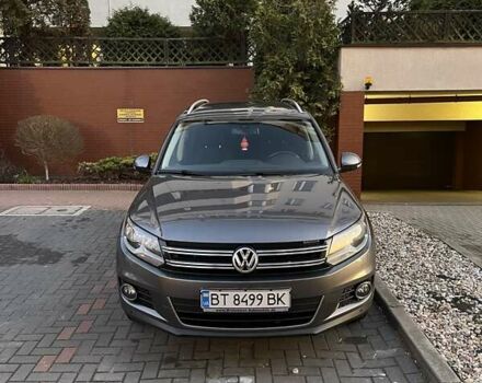 Серый Фольксваген Тигуан, объемом двигателя 1.97 л и пробегом 247 тыс. км за 14500 $, фото 42 на Automoto.ua