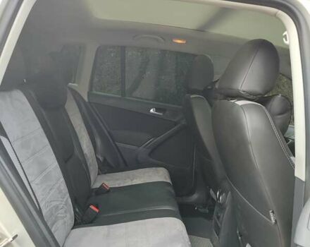 Сірий Фольксваген Тігуан, об'ємом двигуна 1.98 л та пробігом 267 тис. км за 13500 $, фото 11 на Automoto.ua