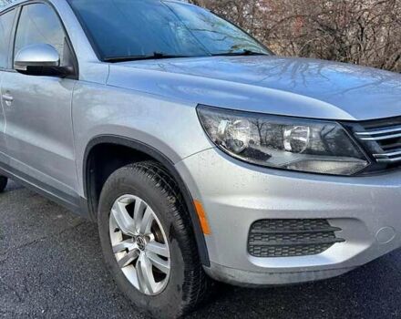 Сірий Фольксваген Тігуан, об'ємом двигуна 1.98 л та пробігом 110 тис. км за 11300 $, фото 3 на Automoto.ua