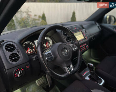 Серый Фольксваген Тигуан, объемом двигателя 1.97 л и пробегом 305 тыс. км за 13600 $, фото 6 на Automoto.ua